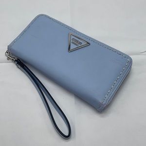 Guess Zipper Wallet